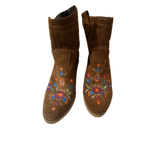Aldo Embroidered Floral Suede South Western Booties Cowgirl Boho Boots, 39(8.5)8 - Picture 8 of 9